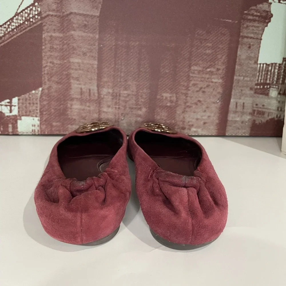 Tory Burch Burgundy Flats with Gold Logo - Picture 11 of 14